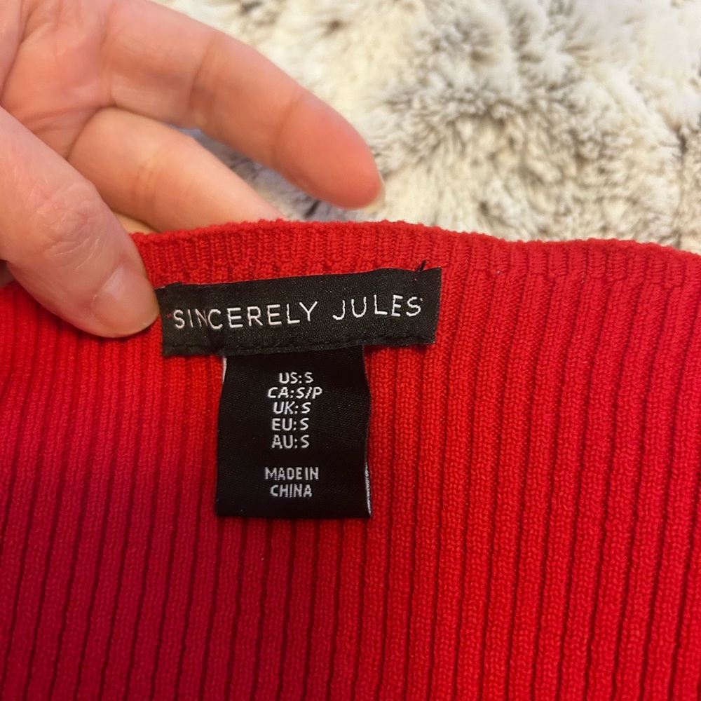 Sincerely Jules Red Ribbed Top - Picture 4 of 5